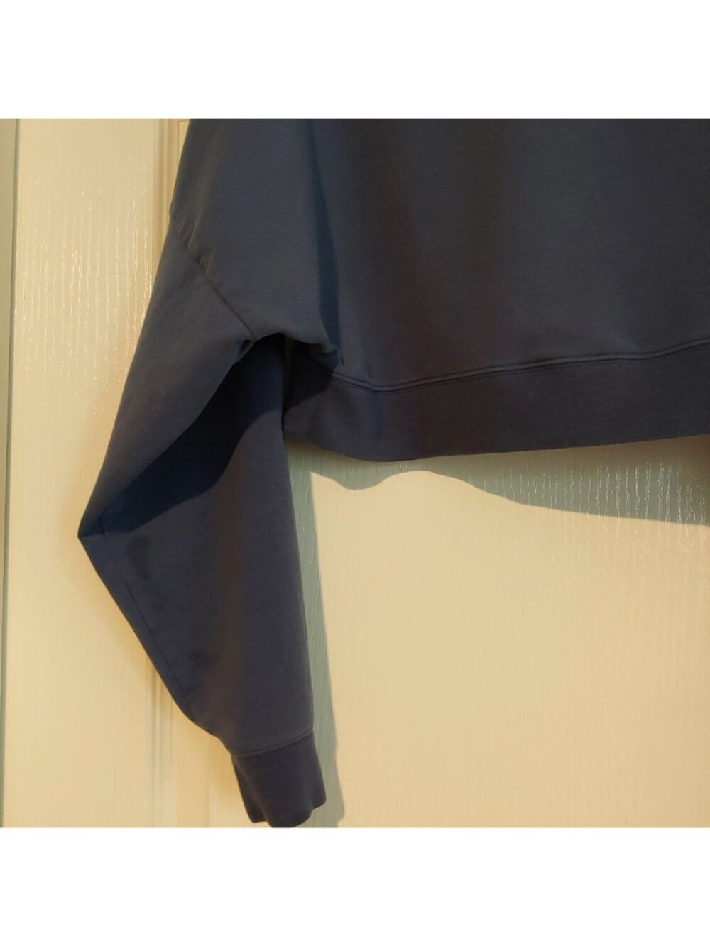 Alo Yoga Blue Cropped Sweatshirt Soft Athleisure Activewear Y2k Cleangirl S - Picture 6 of 10
